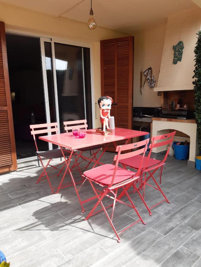 Agay Le Pti Bonheur 60M2 Rez De Jardin, En Bord De Mer Сен-Рафаэль Экстерьер фото